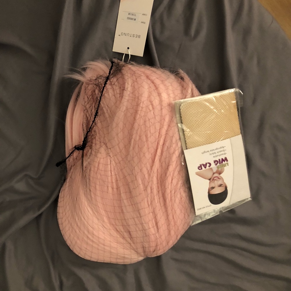 a brand new pink wig